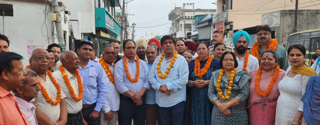 विधायक जिम्पा ने वार्ड नंबर 36 में वाटर सप्लाई पाइप लाइन कार्य का किया शुभारंभ